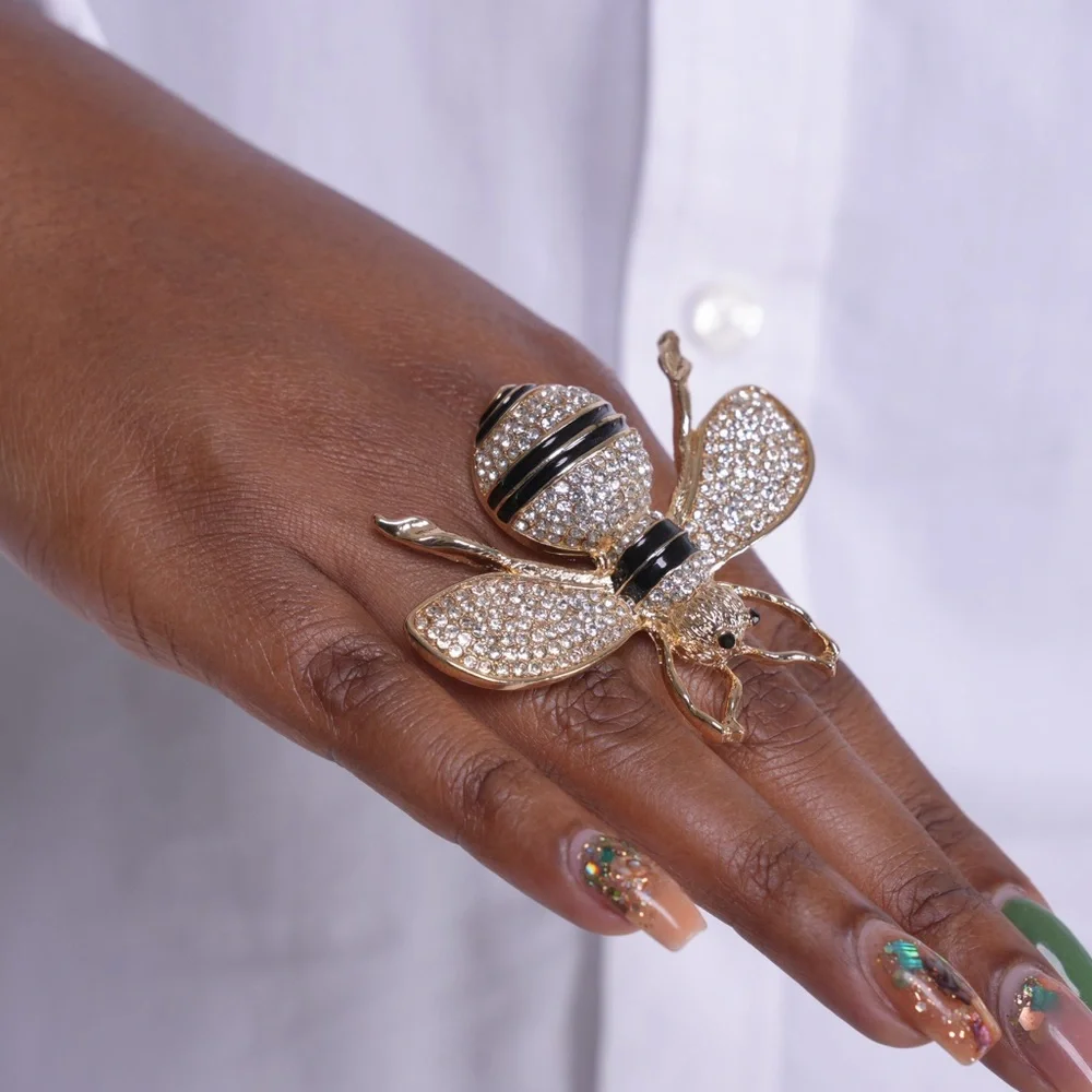 Bumblebee Ring - Rhinestone - Picture 1 of 2